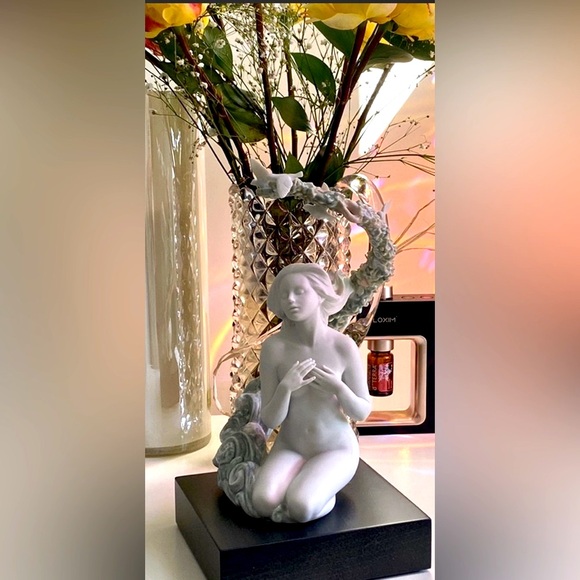 Lladro - 71078906 Figurine ADMIRATIO Breast Cancer Awareness Special Edition 🎀 - Picture 6 of 16